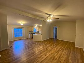 175 E Camille Dr, Flagstaff, Az 86005 in Flagstaff, AZ (Photo 3 of 12)