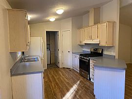 175 E Camille Dr, Flagstaff, Az 86005 in Flagstaff, AZ (Photo 4 of 12)