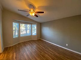 175 E Camille Dr, Flagstaff, Az 86005 in Flagstaff, AZ (Photo 6 of 12)