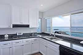Luxurious 3 Bedroom Apartment in Laguna Beach, CA (Photo 7 of 11)