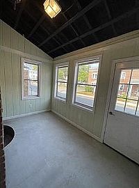 Beautiful 3 Bedroom in Clinton, MA (Photo 8 of 11)