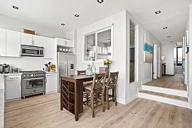 Ultimate Beachfront Hideaway in Laguna Beach, CA (Photo 6 of 12)