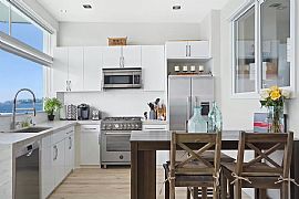 Ultimate Beachfront Hideaway in Laguna Beach, CA (Photo 7 of 12)