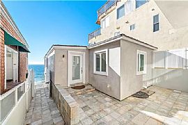 Charming 1 Bedroom Apartment in Laguna Beach, CA (Photo 12 of 12)