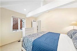 Charming 1 Bedroom Apartment in Laguna Beach, CA (Photo 9 of 12)