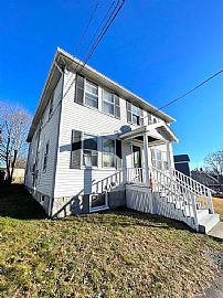 Beautiful, Remodeled 1 Bed/1 Bath in Quincy Center!  -1st Floor in Quincy, MA