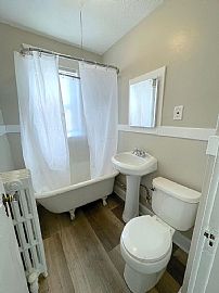 Beautiful, Remodeled 1 Bed/1 Bath in Quincy Center!  -1st Floor in Quincy, MA (Photo 6 of 10)