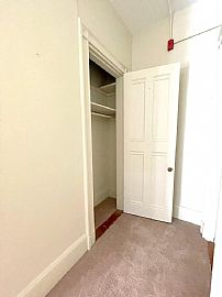 Charming 1 Bedroom Home  in Quincy, MA (Photo 4 of 7)