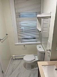 Beautiful 2 Bedroom Available  in South Boston, MA (Photo 7 of 9)