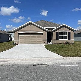 1707 Johnson Pointe Dr, Plant City, Fl 33566 in Plant City, FL