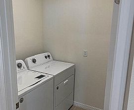 1707 Johnson Pointe Dr, Plant City, Fl 33566 in Plant City, FL (Photo 4 of 6)