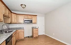 Fabulous 3 Bedroom Home in Louisville, KY (Photo 5 of 7)