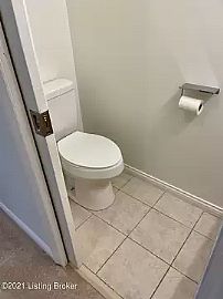 Fabulous 3 Bedroom Home in Louisville, KY (Photo 7 of 9)