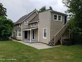 Georgous 2 Bedroom Home in Louisville, KY (Photo 9 of 9)