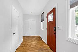 Fabulous 3 Bedroom Home in Chattanooga, TN (Photo 4 of 12)