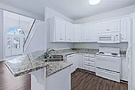 Fabulous 4 Bedroom Home in Chattanooga, TN (Photo 5 of 12)