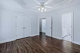 Fabulous 4 Bedroom Home in Chattanooga, TN (Photo 7 of 12)