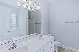 Fabulous 4 Bedroom Home in Chattanooga, TN (Photo 8 of 12)