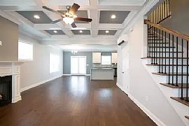 Fabulous 4 Bedroom Home in Chattanooga, TN (Photo 3 of 8)