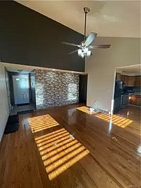 A Charming 3 Bedroom Home in Buffalo, NY (Photo 5 of 11)