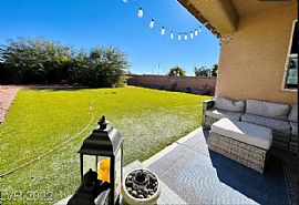 Gorgeous Fully Furnished Single-Story Home in Las Vegas, NV (Photo 3 of 3)