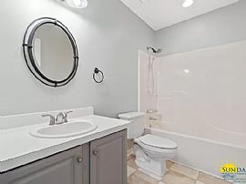 Nice 3 Bedroom Home in Mary Esther, FL (Photo 7 of 9)