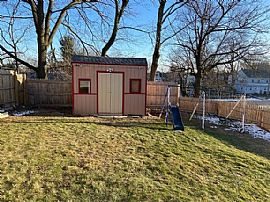 567 Queen St, Bridgeport, Ct 06606 in Bridgeport, CT (Photo 3 of 11)