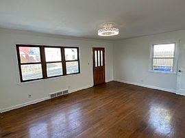 567 Queen St, Bridgeport, Ct 06606 in Bridgeport, CT (Photo 5 of 11)