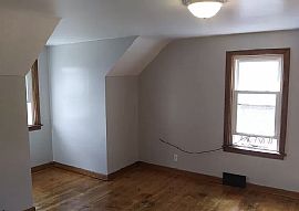 113 Circle Dr, Weirton, Wv 26062 in Weirton, WV (Photo 6 of 8)