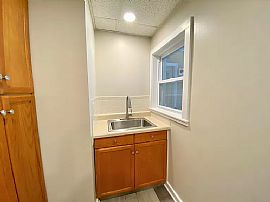 Apartment For Rent in Lake Lincolndale, NY (Photo 9 of 9)