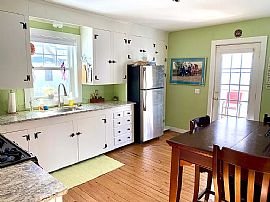 14 Caswell St, South Kingstown, Ri 02879 in South Kingstown, RI (Photo 4 of 12)