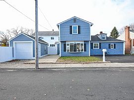 22 Dickinson Ave, North Providence, Ri 02904 in North Providence, RI