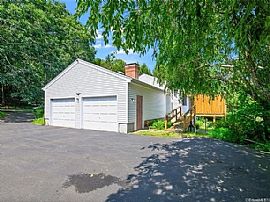 659 Tanner Marsh Rd, Guilford, Ct 06437 in Guilford, CT (Photo 3 of 12)