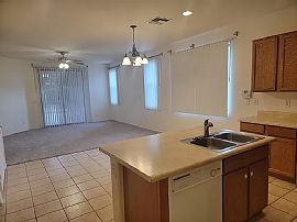 1369 E Chestnut Ln, Gilbert, Az 85298 in Gilbert, AZ (Photo 3 of 12)