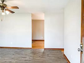 5015 Washington Ferry Rd, Montgomery, Al 36108 in Montgomery, AL (Photo 3 of 11)