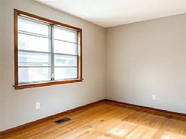 5015 Washington Ferry Rd, Montgomery, Al 36108 in Montgomery, AL (Photo 6 of 11)