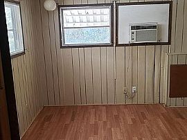 451 Emmett Whaley Rd, Crawfordville, Fl 32327 in Crawfordville, FL (Photo 5 of 6)