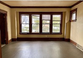 2463 N 45th St, Milwaukee, Wi 53210 in Milwaukee, WI (Photo 5 of 6)