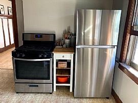 359 N 62nd St, Milwaukee, Wi 53213 in Milwaukee, WI (Photo 3 of 9)