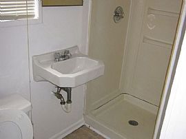 309 Nw 11th St, Gainesville, Fl 32601 in Gainesville, FL (Photo 7 of 8)