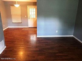 446 Roberts St S, Green Cove Springs, Fl 32043 in Green Cove Springs, FL (Photo 2 of 9)