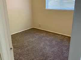 205 Delamar Loop Nw - C, 205 Delamar Loop Nw, Albuquerque, Nm 8 in Albuquerque, NM (Photo 6 of 8)