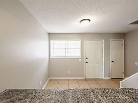 200 Plaza Dr #21, Enterprise, Al 36330 in Enterprise, AL (Photo 3 of 7)