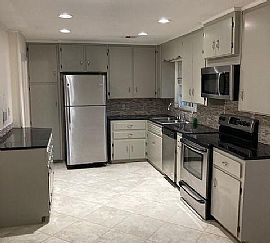 1030 Beth Manor Dr, Montgomery, Al 36109 in Montgomery, AL (Photo 4 of 6)