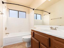 3317 E Siesta Ln, Phoenix, Az 85050 in Phoenix, AZ (Photo 6 of 12)