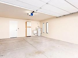 3317 E Siesta Ln, Phoenix, Az 85050 in Phoenix, AZ (Photo 8 of 12)