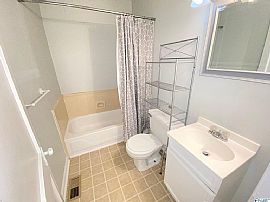 2415 Bonita Dr Sw, Huntsville, Al 35801 in Huntsville, AL (Photo 11 of 12)