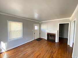 2415 Bonita Dr Sw, Huntsville, Al 35801 in Huntsville, AL (Photo 4 of 12)