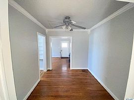 2415 Bonita Dr Sw, Huntsville, Al 35801 in Huntsville, AL (Photo 5 of 12)