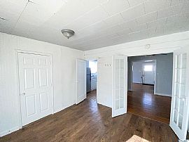 2415 Bonita Dr Sw, Huntsville, Al 35801 in Huntsville, AL (Photo 8 of 12)